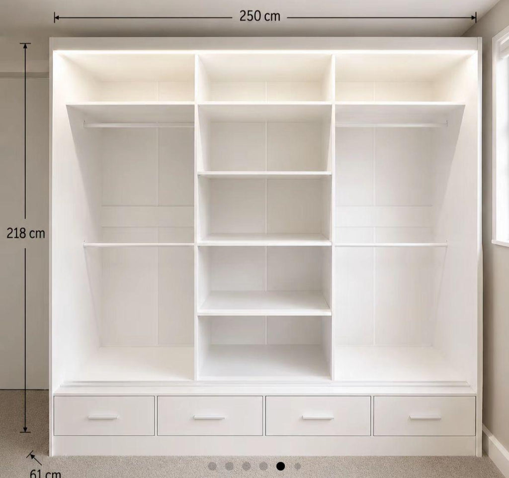 Flavia 3-Door High-Gloss Sliding Wardrobe - 250 cm - product image 3